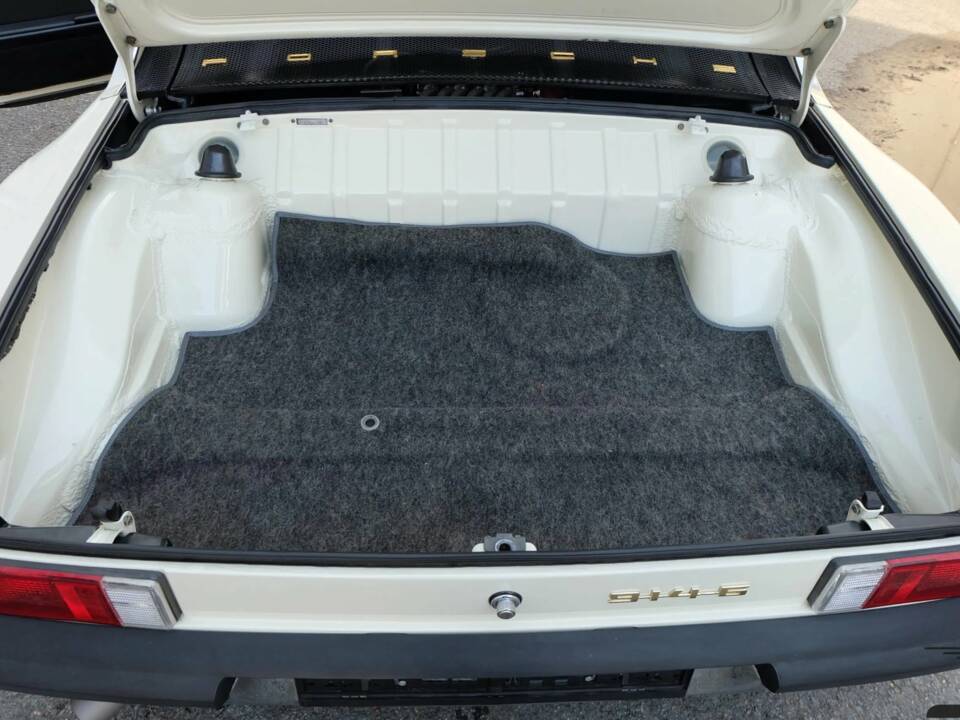 Image 22/61 of Porsche 914/6 (1973)