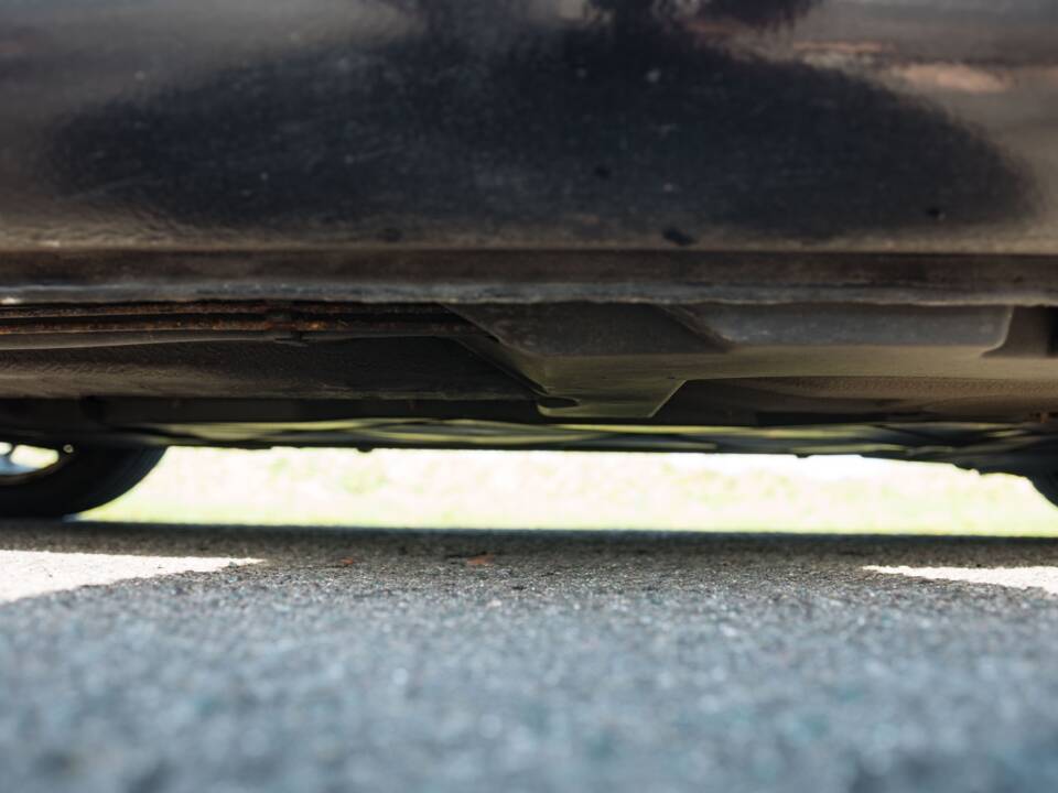 Image 27/50 of Porsche 911 Carrera 4 (2001)