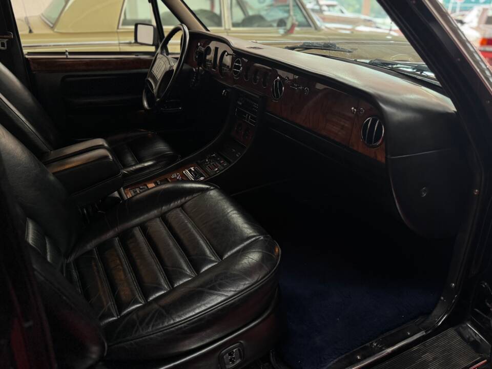 Image 37/37 of Bentley Turbo R (1989)