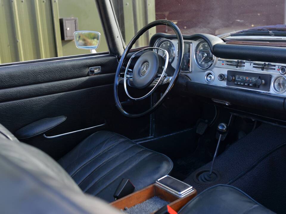 Bild 4/14 von Mercedes-Benz 280 SL (1968)