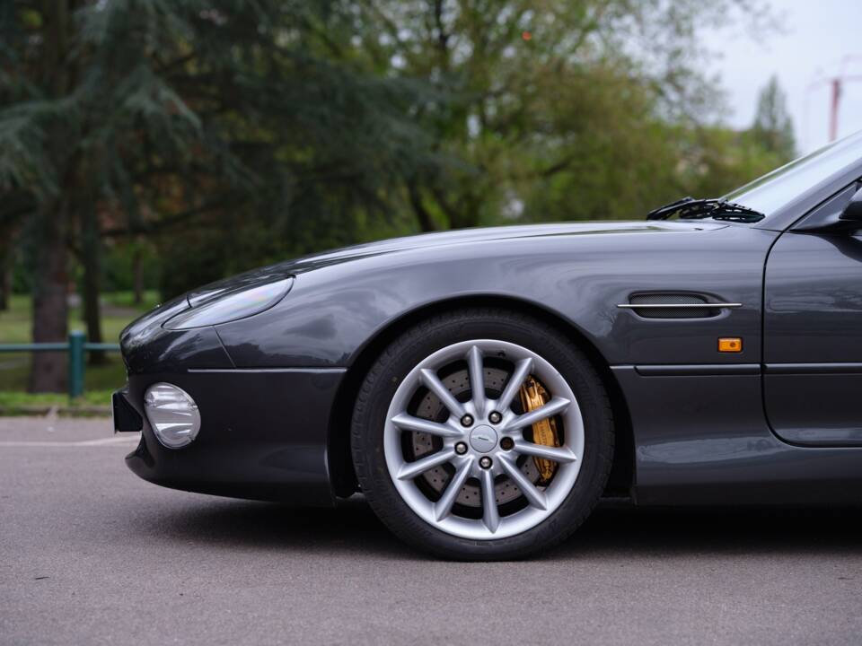 Bild 32/42 von Aston Martin DB 7 Vantage (2001)