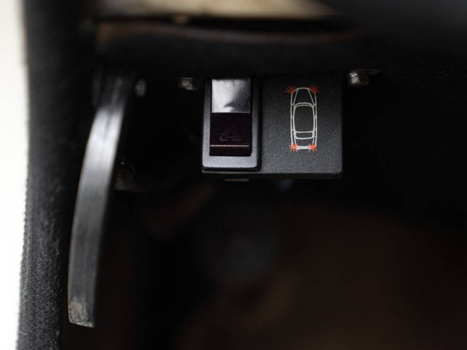 Image 38/50 of Mercedes-Benz 220 S b (1967)