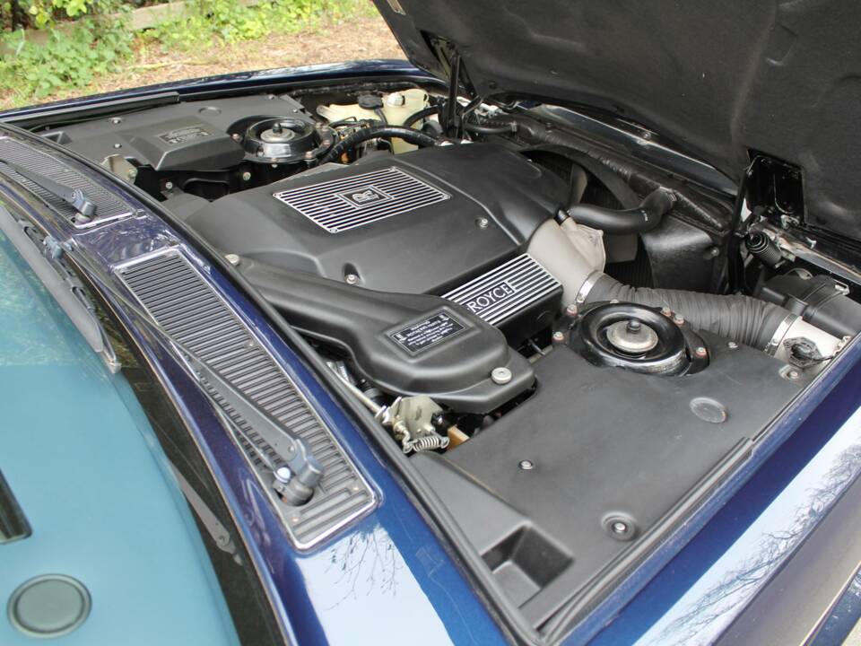 Image 19/20 of Rolls-Royce New Silver Spirit (1996)