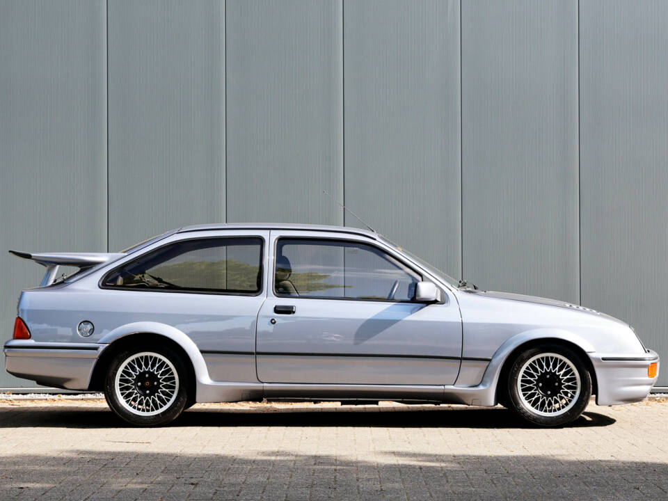 Immagine 4/47 di Ford Sierra RS Cosworth (1987)