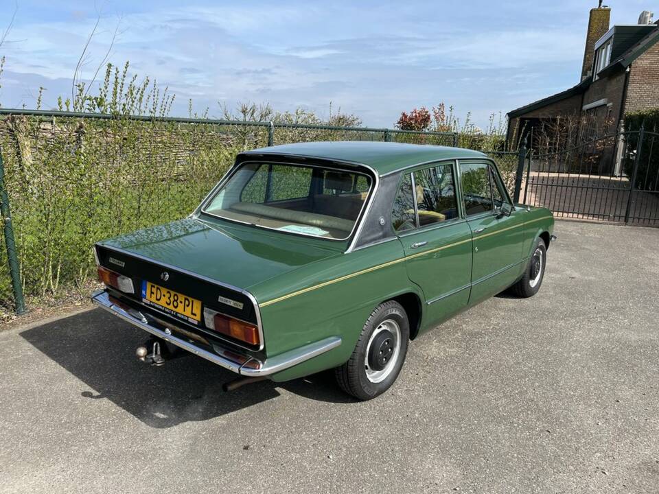Image 5/6 of Triumph Dolomite 1850 (1979)