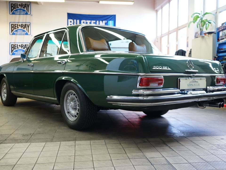 Bild 8/36 von Mercedes-Benz 300 SEL 6.3 (1969)