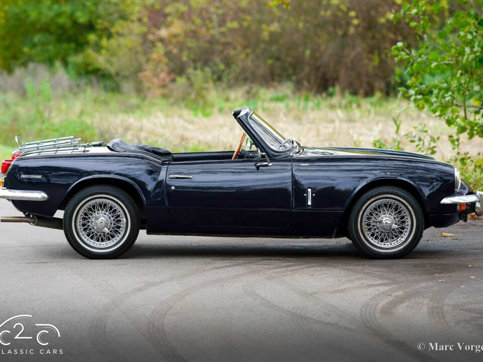Image 23/60 of Triumph Spitfire Mk III (1970)