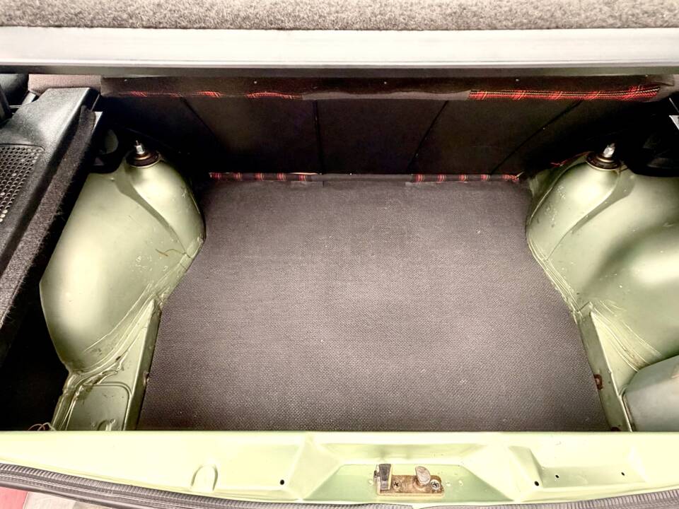 Bild 15/16 von Volkswagen Golf I GTI 1.6 (1980)