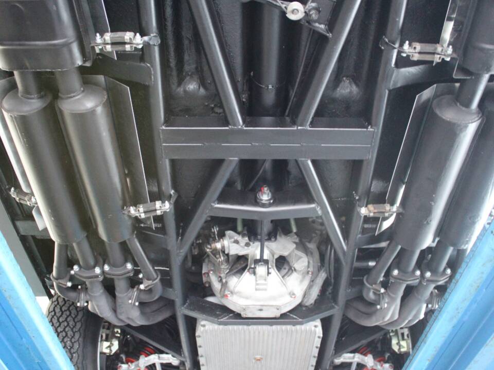 Afbeelding 16/22 van Ferrari 365 GTB/4 Daytona (1971)