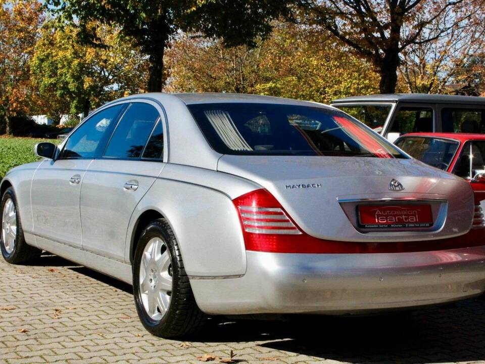 Image 9/20 of Maybach 57 (2004)