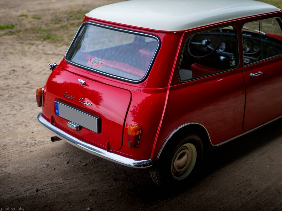 Immagine 6/35 di Austin Mini Cooper 998 MK1 (1967)