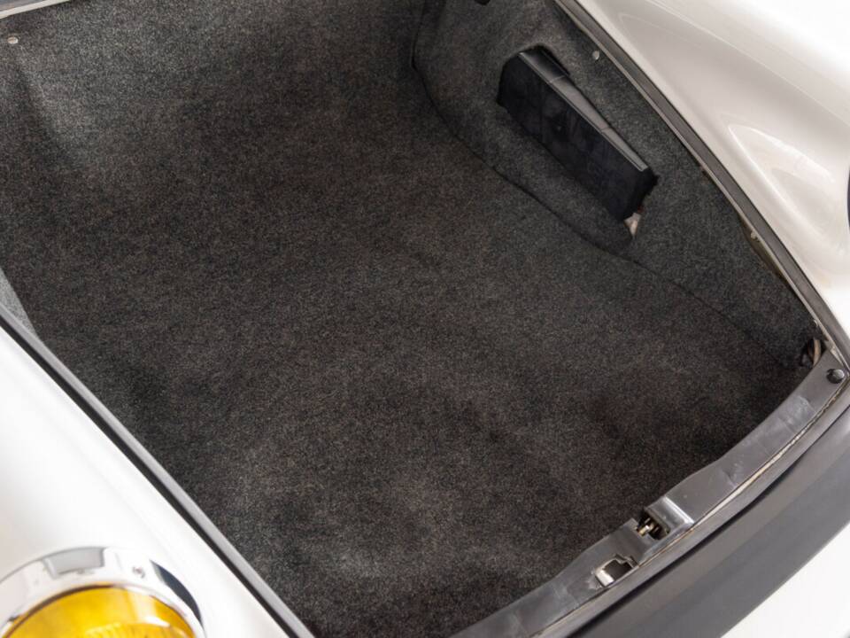 Image 44/50 de Porsche 911 Carrera 2.7 (US) (1974)