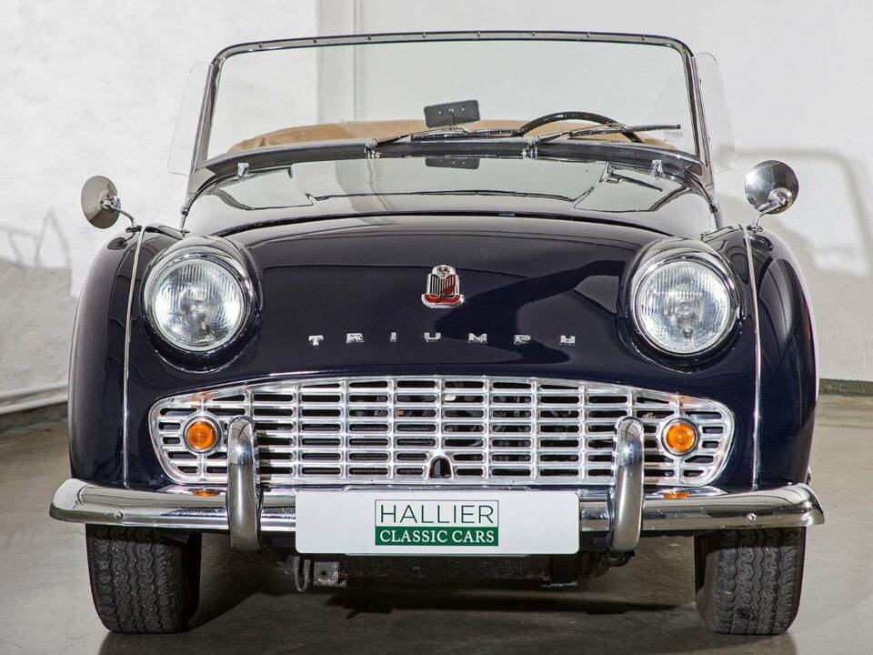 Image 4/20 of Triumph TR 3A (1958)