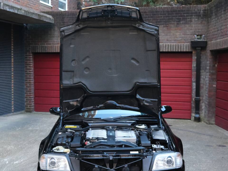 Image 49/100 of Mercedes-Benz SL 600 (1998)