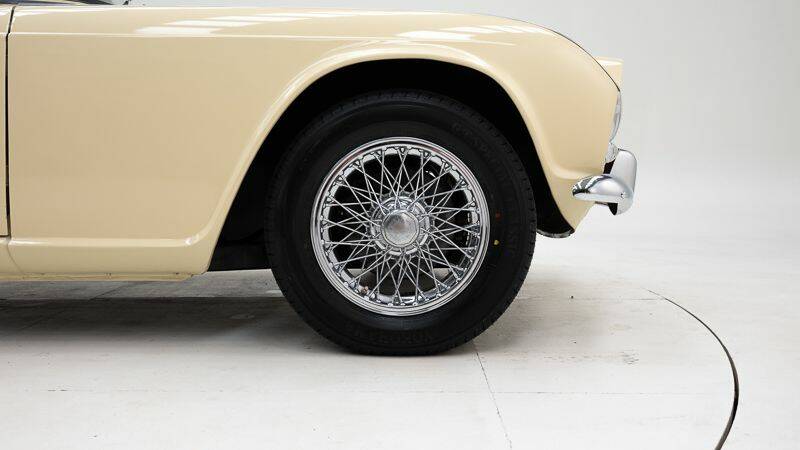Image 10/15 of Triumph TR 4 (1965)