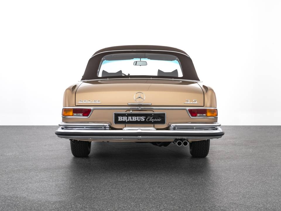 Afbeelding 6/18 van Mercedes-Benz 280 SE 3,5 (1970)