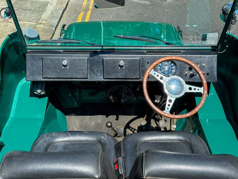 Imagen 3/21 de Mini Moke (1967)