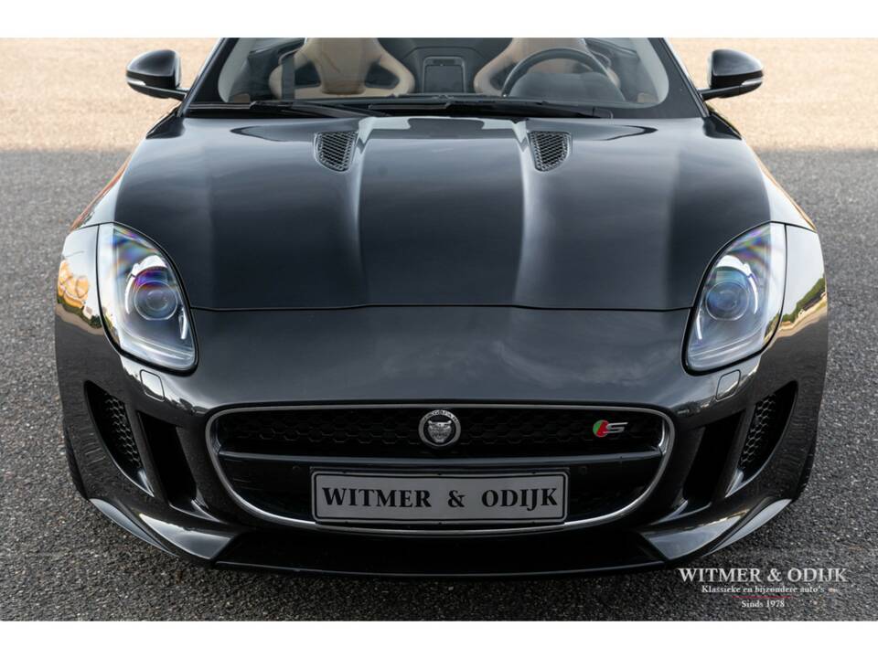 Image 8/37 de Jaguar F-Type S (2014)