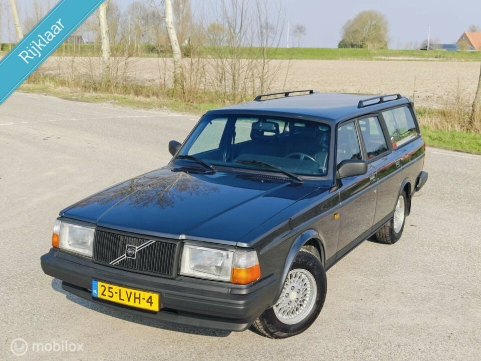 Immagine 2/31 di Volvo 245 GL (1991)