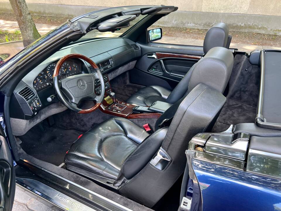 Image 4/8 of Mercedes-Benz SL 600 (1995)