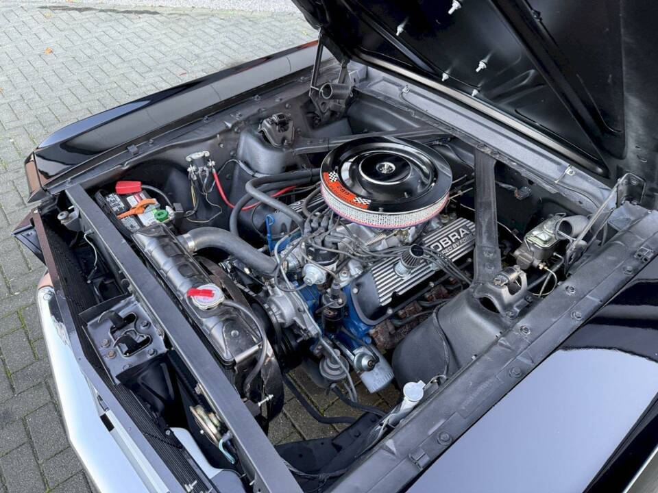 Image 24/36 of Ford Mustang 390 GTA (1966)