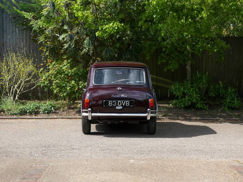 Image 23/46 of Austin Seven (1964)