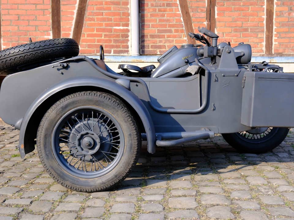 Image 2/92 of Zündapp KS 750 (1943)