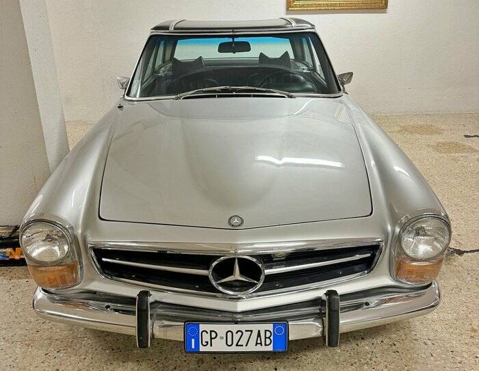 Image 4/7 de Mercedes-Benz 280 SL (1968)