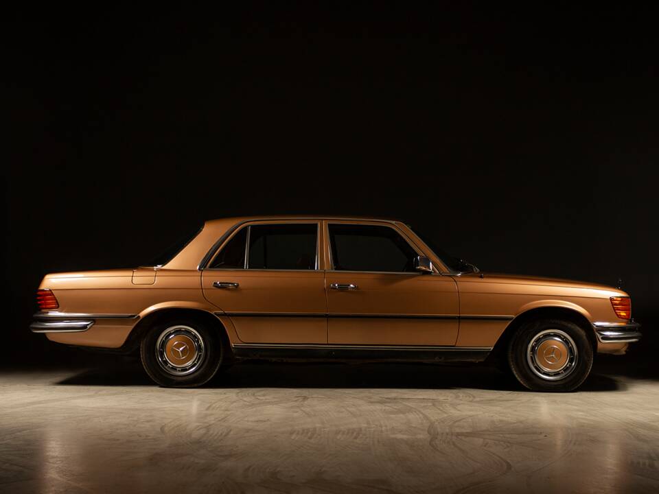 Bild 1/30 von Mercedes-Benz 350 SE (1976)