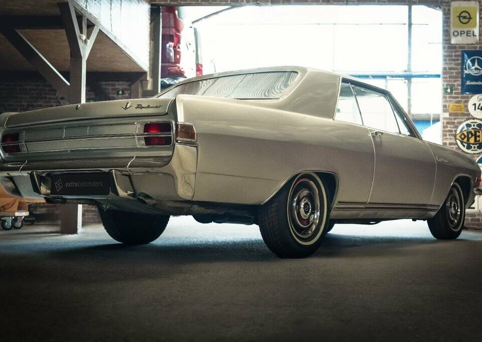 Image 6/15 of Opel Diplomat V8 5,4 (1965)