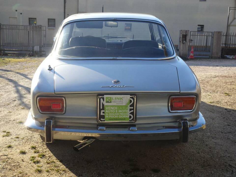 Bild 12/50 von Alfa Romeo 1750 GT Veloce (1971)