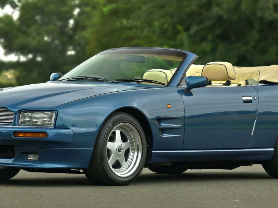 Imagen 11/50 de Aston Martin Virage Volante (1995)