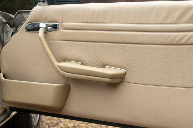 Imagen 35/50 de Mercedes-Benz 300 SL (1989)