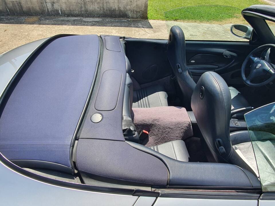 Image 28/31 de Porsche 911 Carrera (2000)