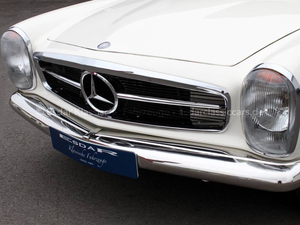 Afbeelding 26/31 van Mercedes-Benz 230 SL (1967)