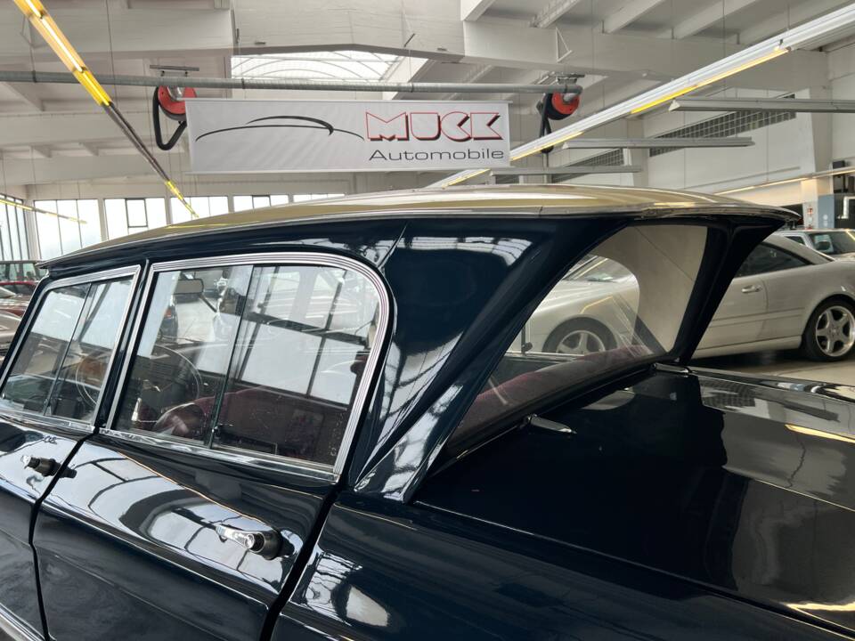 Image 36/38 de Citroën Ami 6 Berline (1968)