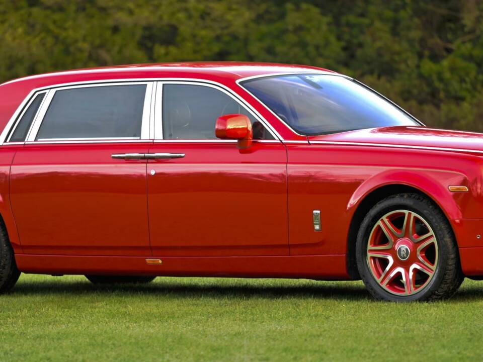 Image 18/50 of Rolls-Royce Phantom VII (2016)