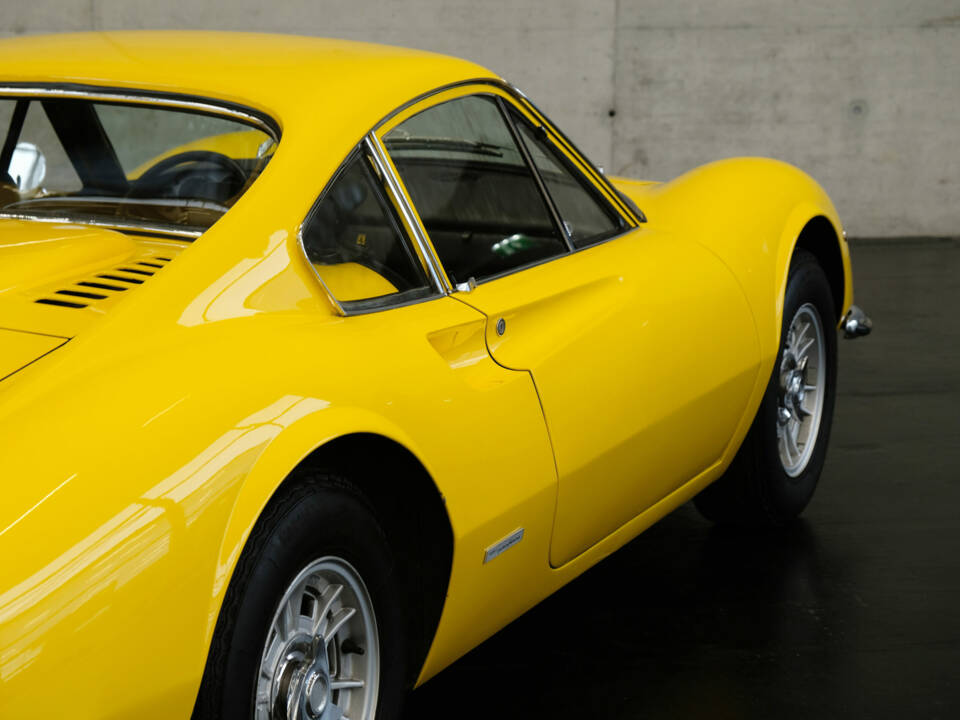 Immagine 8/24 di Ferrari Dino 246 GT (1970)