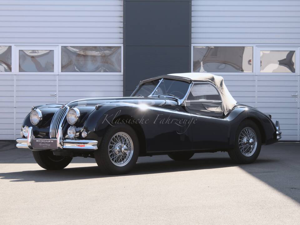Image 1/24 de Jaguar XK 140 SE OTS (1957)