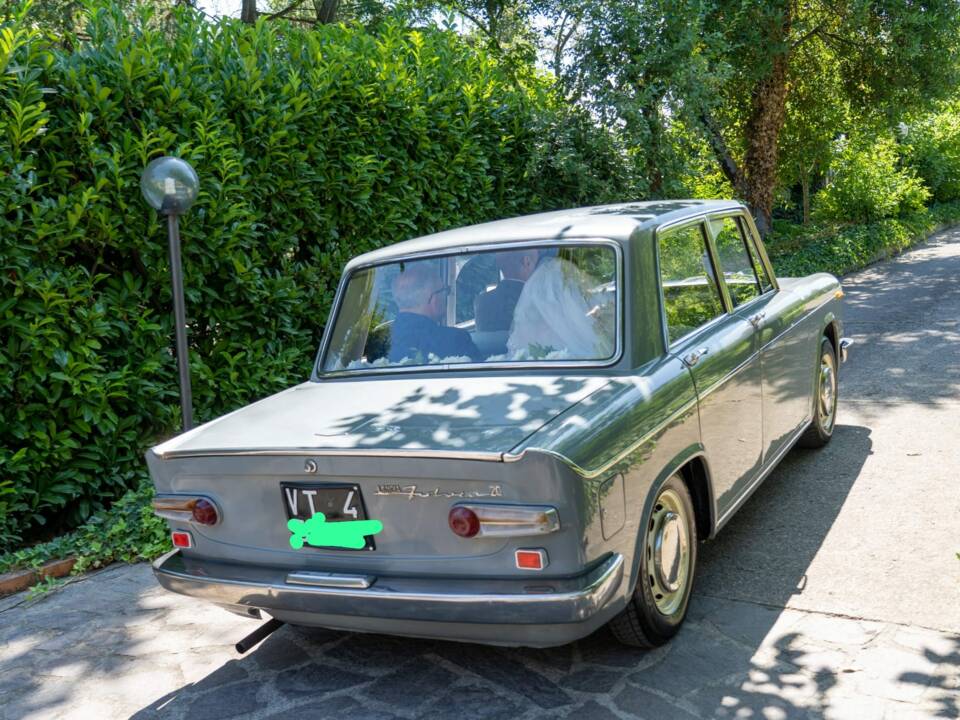 Image 2/18 of Lancia Fulvia 2C (1965)