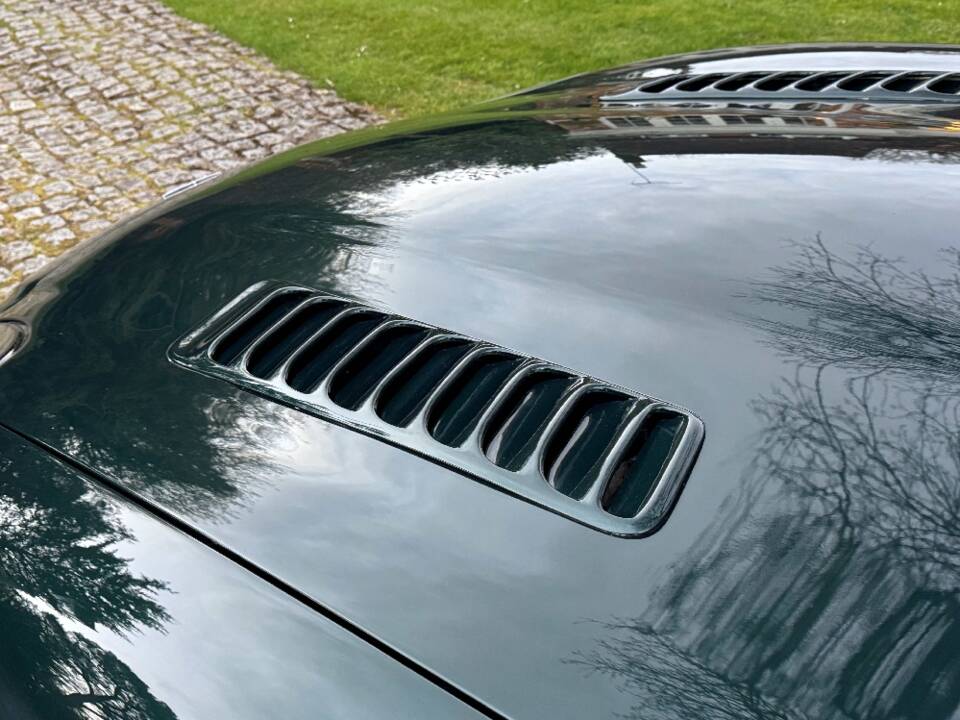 Image 20/44 of Aston Martin DB 7 Volante (1998)