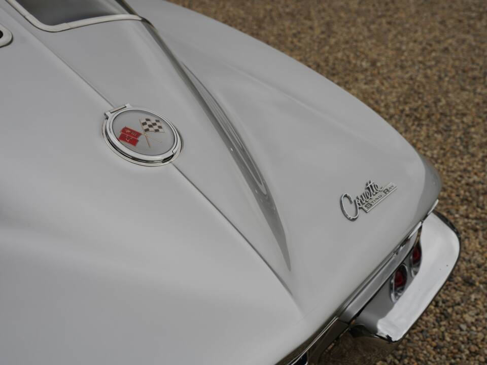 Image 44/50 of Chevrolet Corvette Sting Ray (1963)