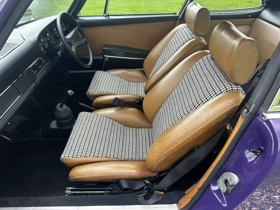 Image 17/34 of Porsche 911 2.4 T (1973)