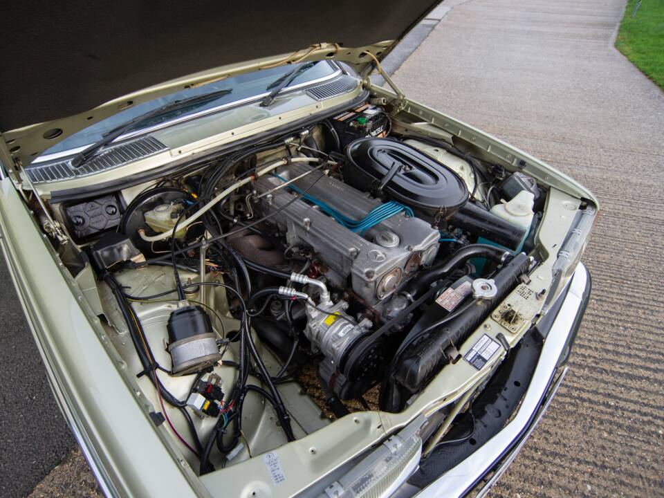 Image 20/30 de Mercedes-Benz 280 CE (1980)