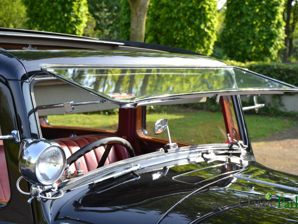 Image 19/50 of Bentley 3 1&#x2F;2 Litre (1937)