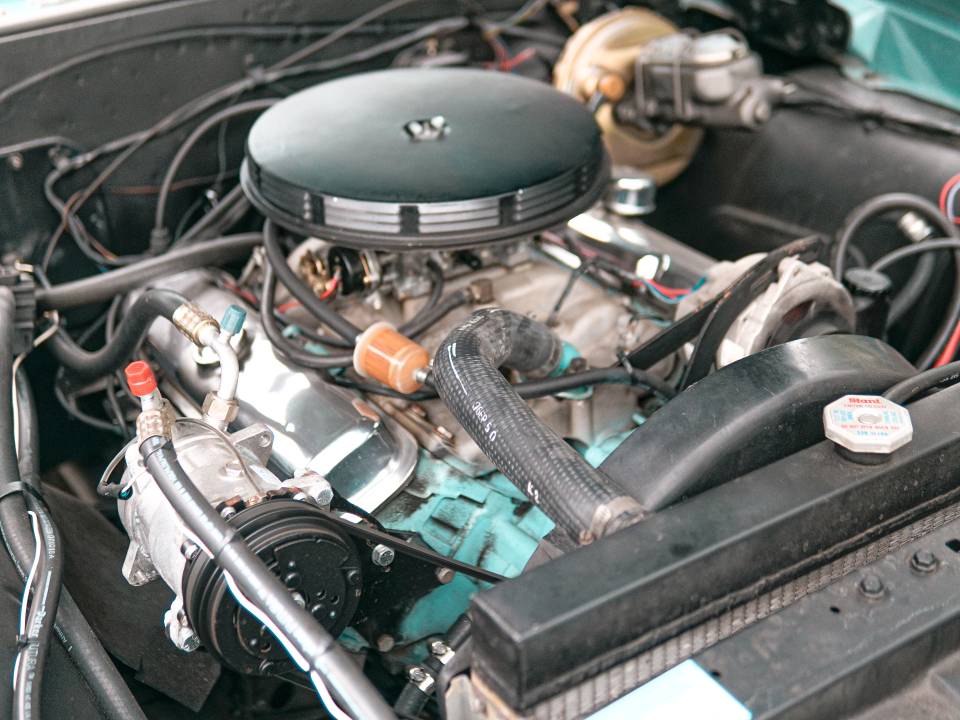 Aufgeräumter Motorrad.