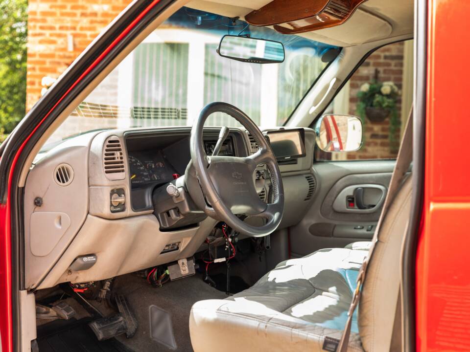 Bild 22/29 von GMC Sierra 2500 (1998)
