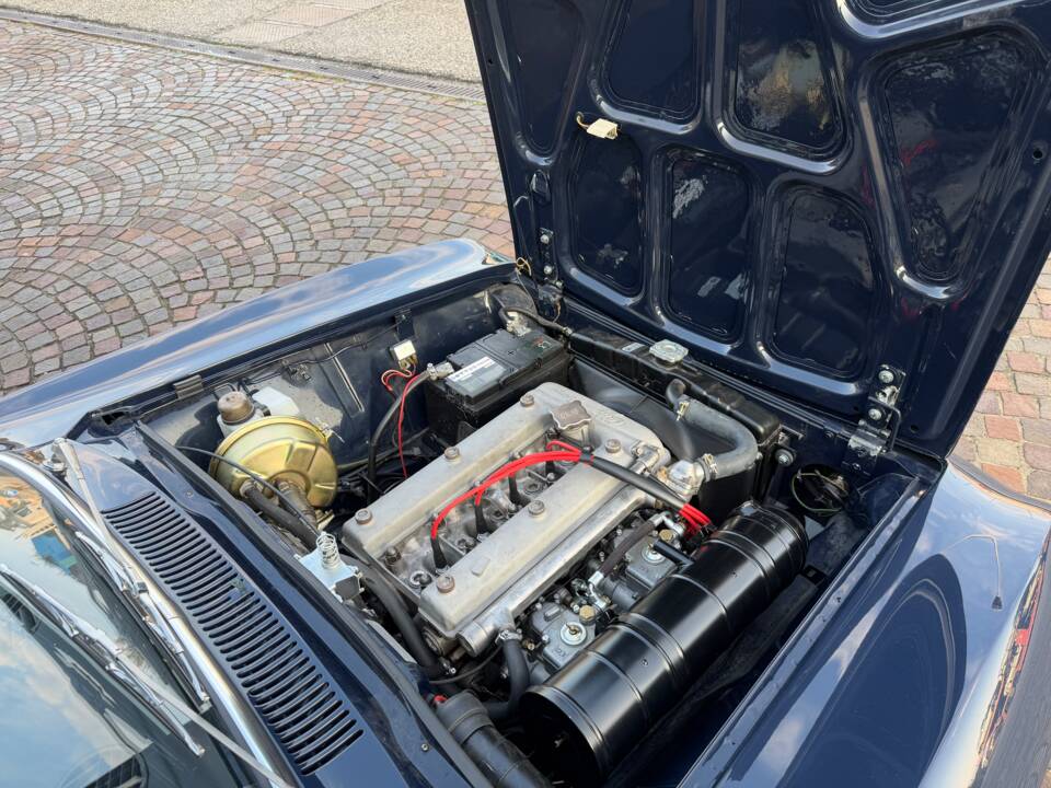 Image 27/27 of Alfa Romeo 1750 GT Veloce (1969)