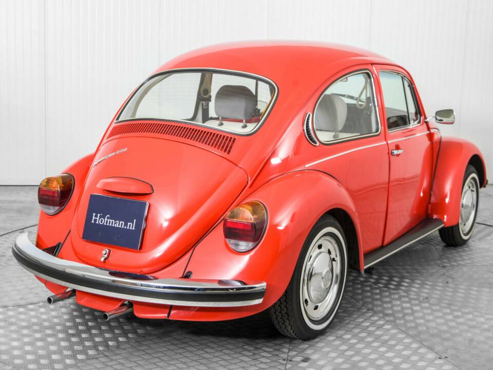 Image 26/50 of Volkswagen Beetle 1200 "Jeans Bug" (1983)