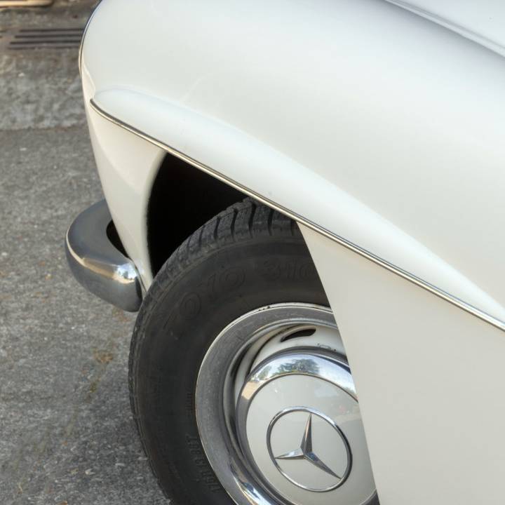 Imagen 15/37 de Mercedes-Benz 190 SL (1957)